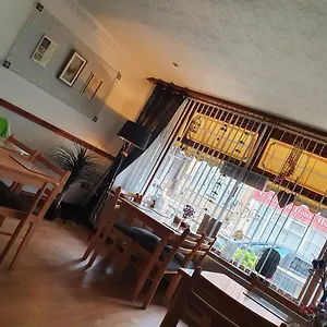 Golden Sands Hotel - St Chad'S Road ベッド・アンド・ブレックファスト ブラックプール