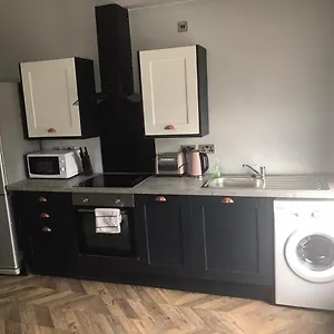 My Perfect Place & -some With Hot Tub- Free Parking Apartment *