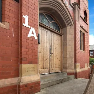 Apartment Elegant Church Conversion Close To Tower Blackpool