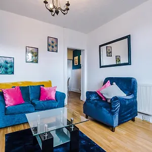Rosedale Avenue Holiday home *