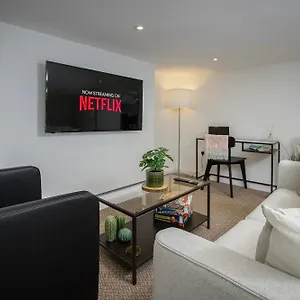 Springfield Spacious Comfort Apartment Blackpool