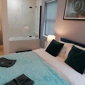 Apart Otel Blok 3 -jacuzzi Suites, & Ensuite *