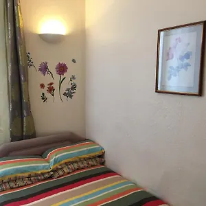 Guest house Crossways Guest House Blackpool