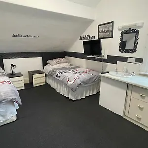 Manhattan Affittacamere 3*