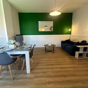New Luxury Apartment, Sea Viewwith Parking Apartment