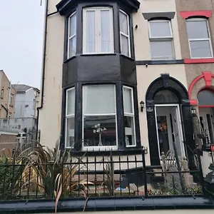 Edenfield Guest house Blackpool