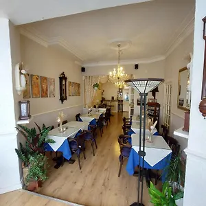 Westfield House Guest house 3*