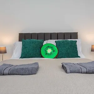 Cherry - Kiwi