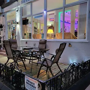Guest house The Croydon