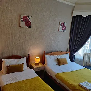 Oyo Chesterton South Shore Hotel Blackpool