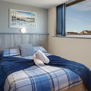 Seaside Superior Family Apartment Blackpool