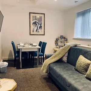 Bethel By Sasco - 1x Free Parking Space Apartment *