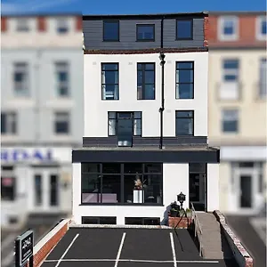 Hotel242 2* Blackpool