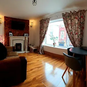 Seagulls Nest Apartment *