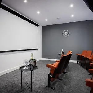 Abode - Shaw Heights Holiday home *