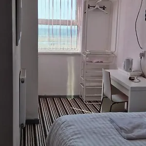 359 Roomz Blackpool