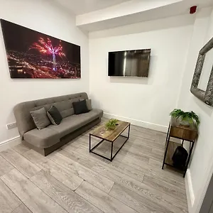 Apartment Osborne Luxury Hot Tub And Jacuzzi *