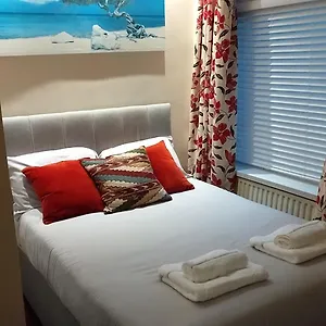 Stratford House Aparthotel