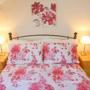 Guest house The Laurels