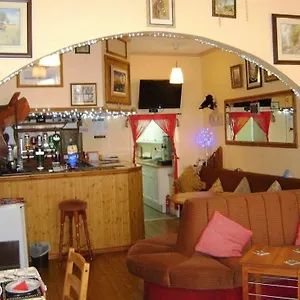 Glen Allan 3*
