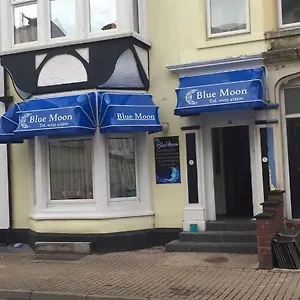 Bed & Breakfast The Blue Moon 2*