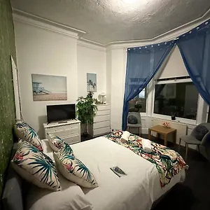 Apartment Green Paradise