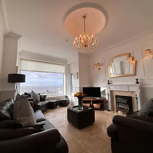 Holiday home Seaview House Blackpool