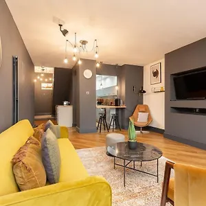Apartment 2bdr House - Close To Seafront