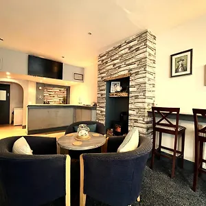 Cove Guest house 3*