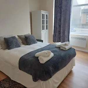 Apartment - 1-bed - Sleeps 3 - Pets Ok Blackpool