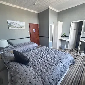 The Holmlea Guest house 3*