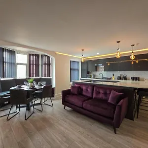 Luxury Seaside With Free Parking * Blackpool