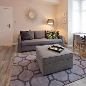 Blackbird Luxury 1 *